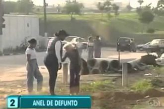 Videos Engraçados: Papagaio chora igual criança