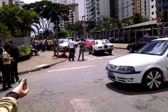 Baixar video Zerinho na frente da escola deu errado