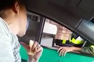 Videos WhatsApp: Cigarro de Bomba