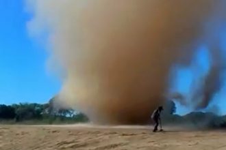 Baixar video Zueira no Tornado