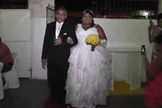 Baixar video Música errada no casamento