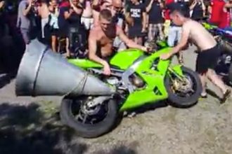 Videos de Moto: Moto Submarino