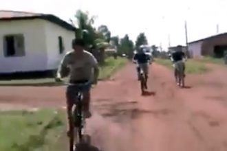 Baixar video Maratona no Bairro