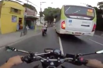 Baixar video Ônibus passou por cima