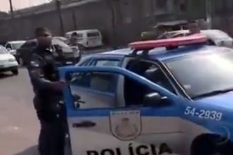 Baixar video Policial burro vs bandido esperto