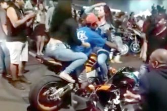 Videos de Moto: Gosta de se exibir de moto