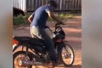 Videos de Moto: Onde é a ré nesse negócio