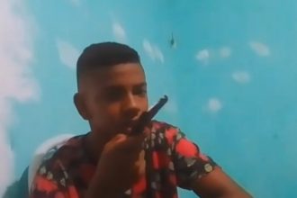Videos WhatsApp: O homem morando sozinho