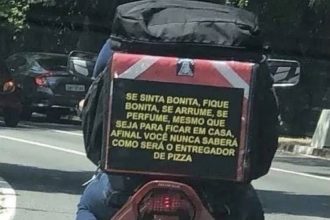 Baixar imagem Motoboy espertinho em serviço