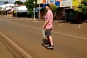 Acidentes: Bebe e anda de skate ao mesmo tempo