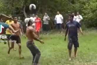 Baixar video Verdadeiro futebol raiz