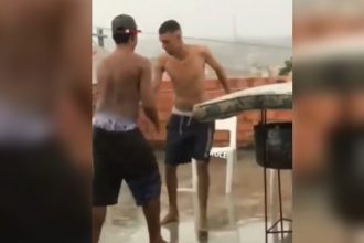 Videos: O erro dele foi ser romântico demais